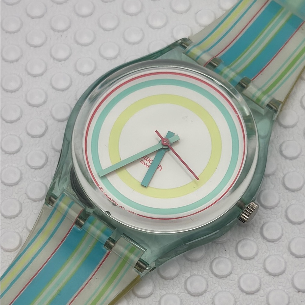 Swatch Watch - GL112 - Meeting the Parallels